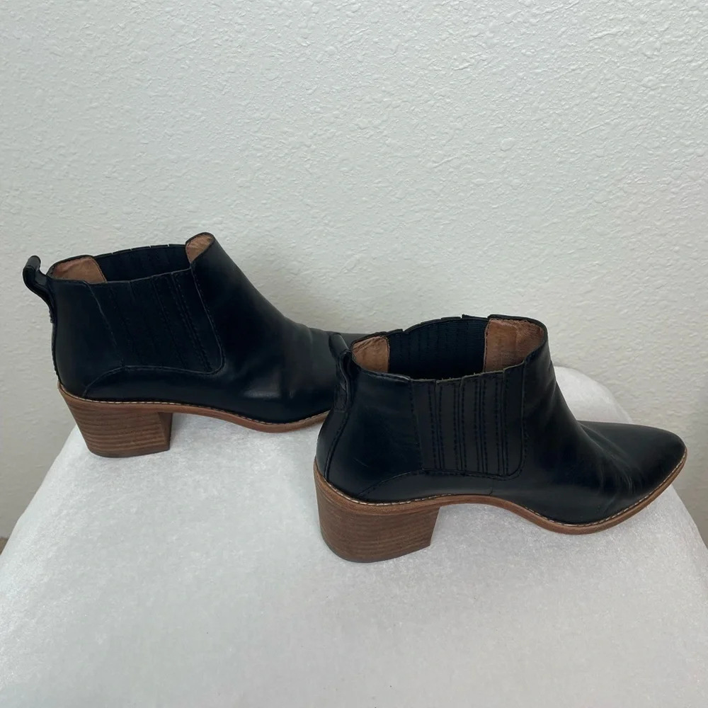 Madewell The Myles Ankle Boot in Leather Black size 8